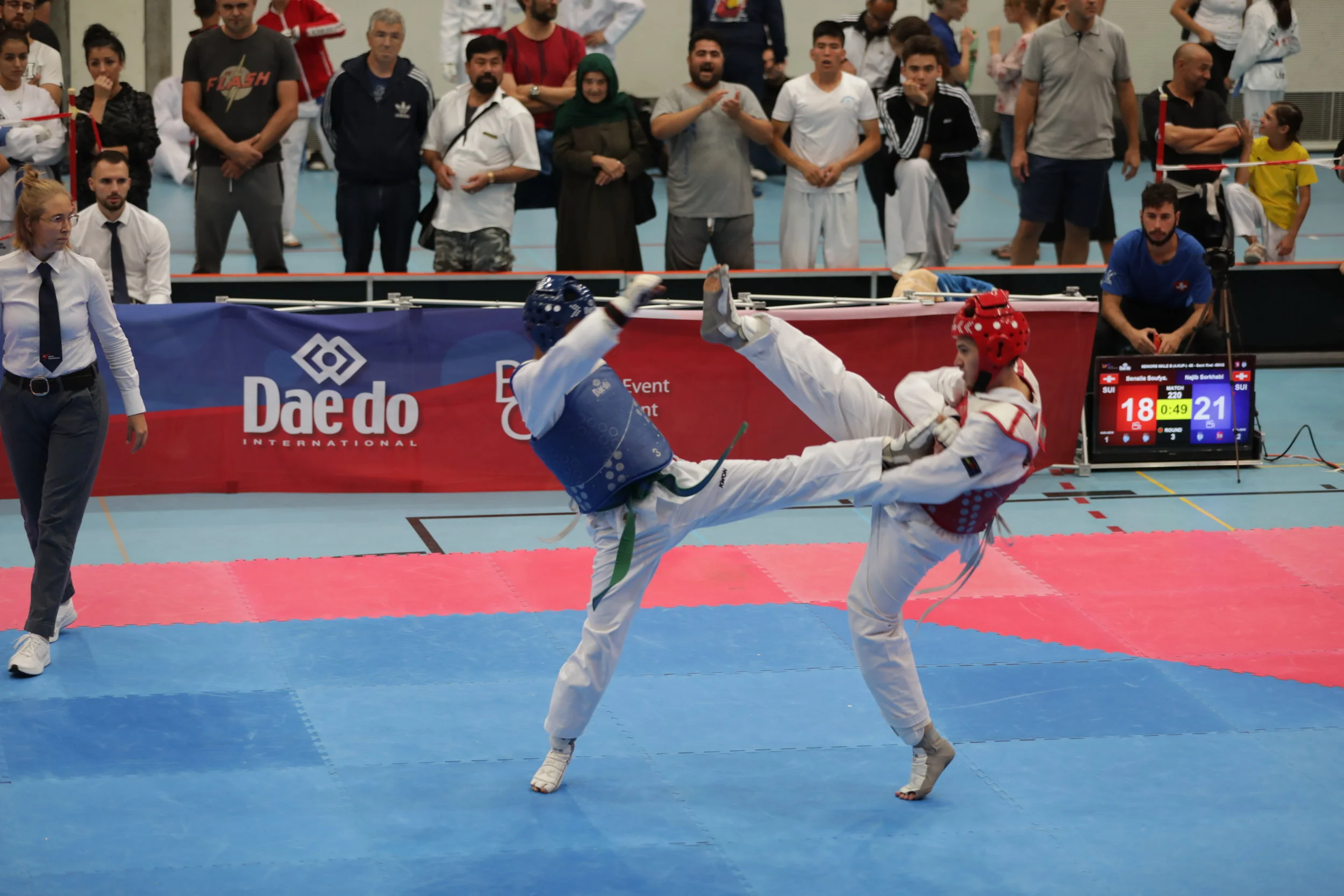 double_kick2.jpg