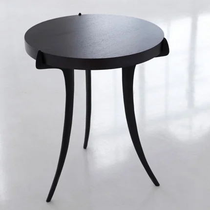 02_Sabre_Table_05_black_oak_hicks.jpg