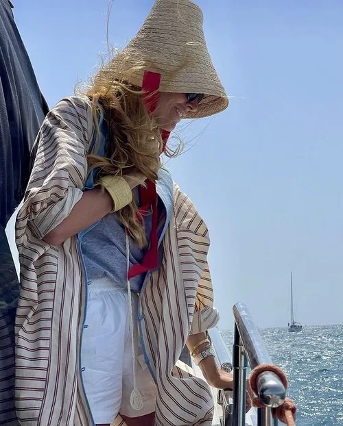 Beach Hare Straw Hat with Blue Trim (Hamptons classic) Blue White Stripe Floppy Straw Foldable Sun Beach Hat for  main image 3