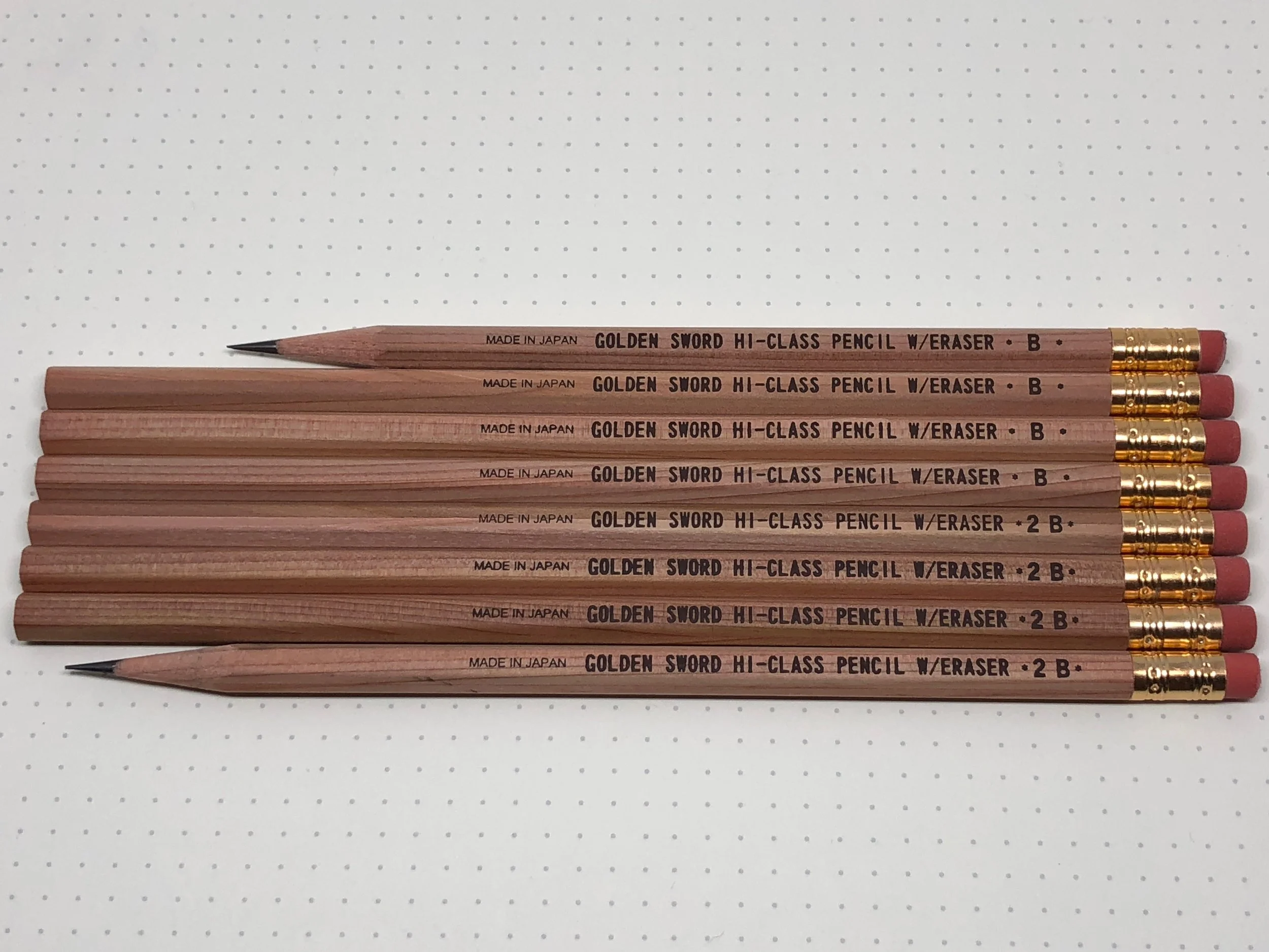 daiso-golden-sword-pencil-1.jpg