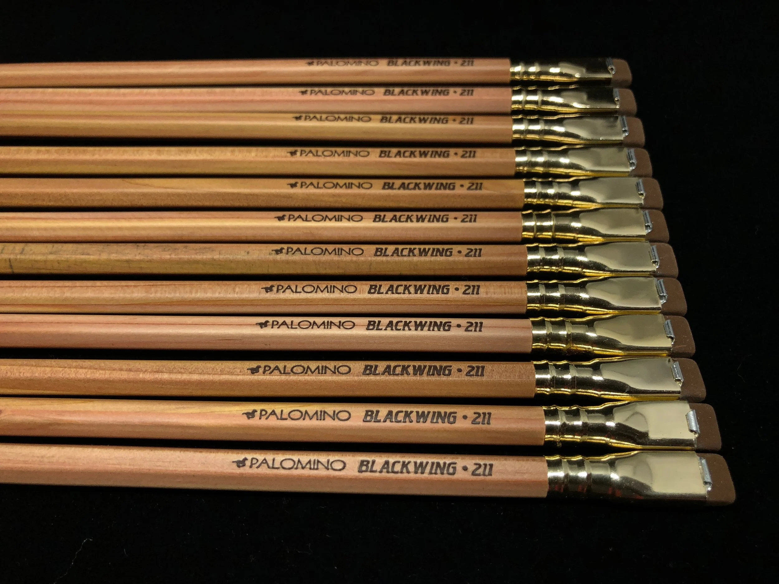 palomino-blackwing-211-pencil-5.jpg