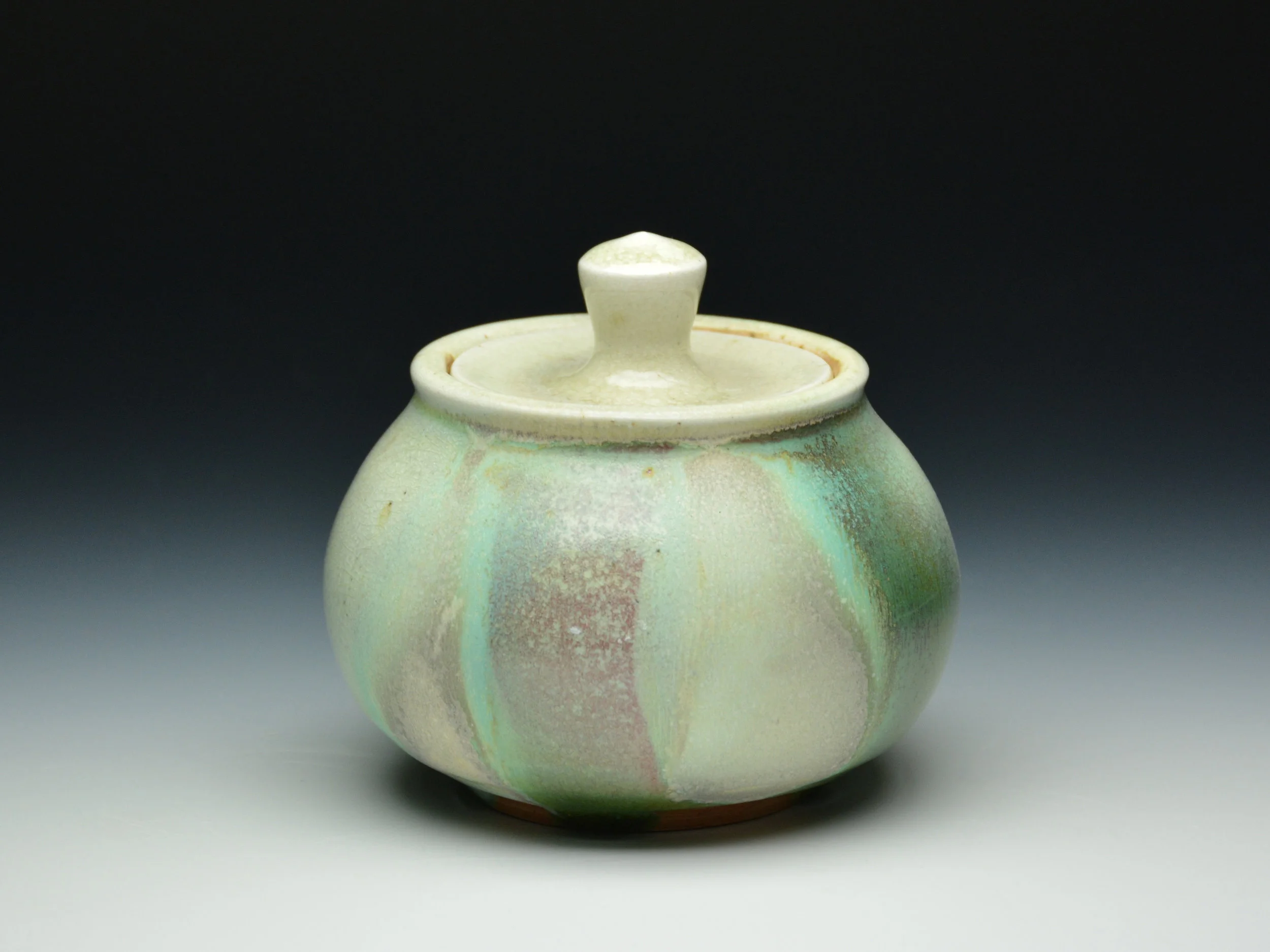 bankert_lidded-jar-round.jpg