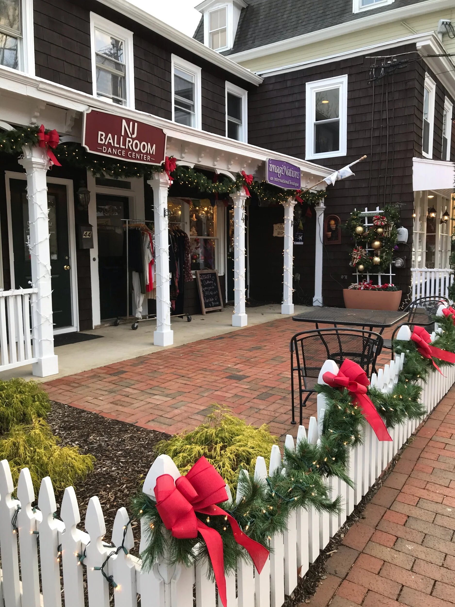 Shopping Plaza on Main Street