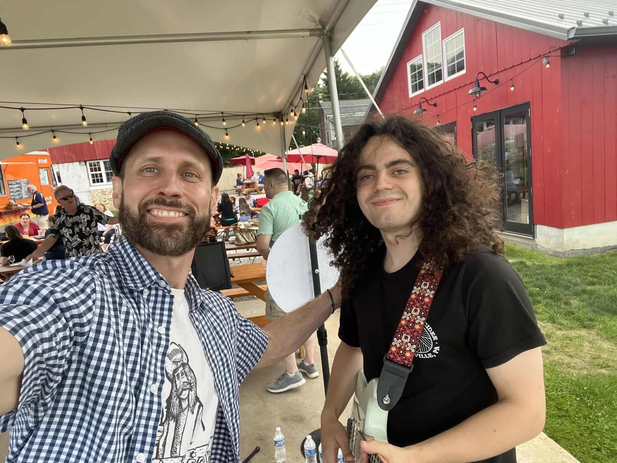 ***Live Music*** October Oak Acoustic