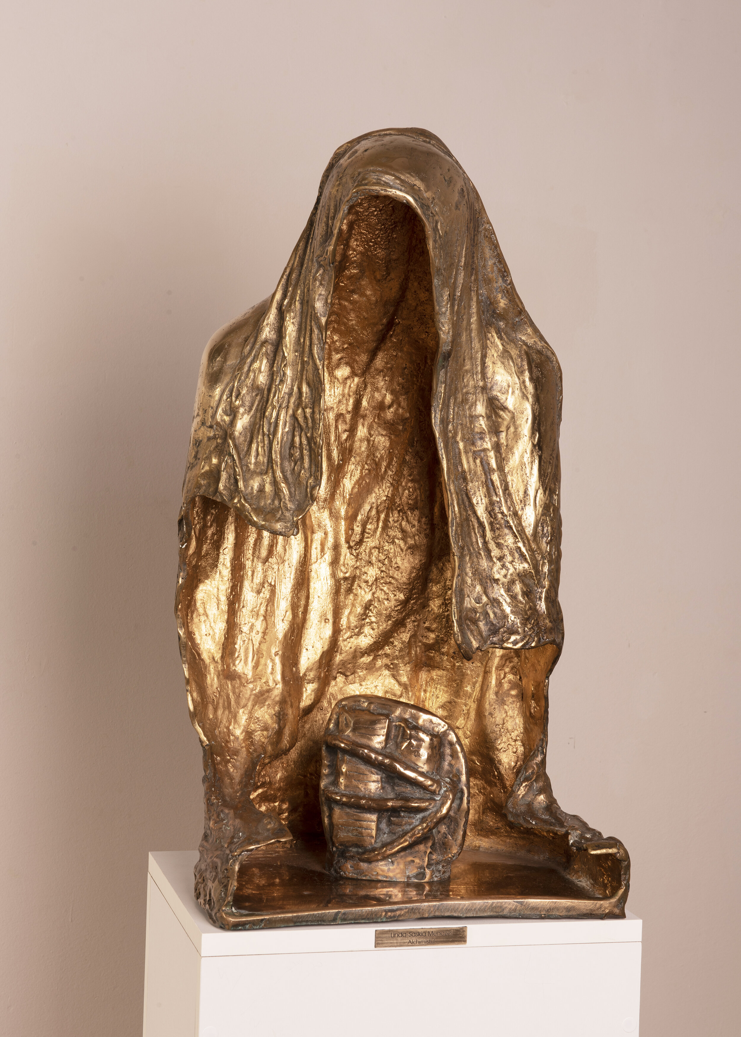 'The Alchemist', bronze, 70/40/40 cm