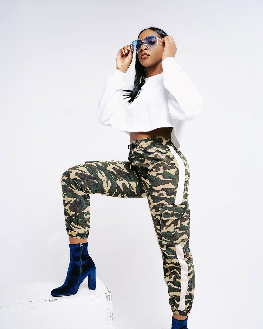 SILVER PACKAGE DEAL (Mini Shoot) $250.00