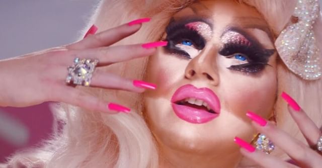 That EXTRA special project ft @rupaulsdragrace finest @trixiemattel @itsshangela @manilaluzon @planettammie - Love as always to my amazing collaborators:

DP - @mikeberlucchi
Producer - @jakeblasco 
Prod Co - @loganandsons 
SFX - @logan_studios 
Colo