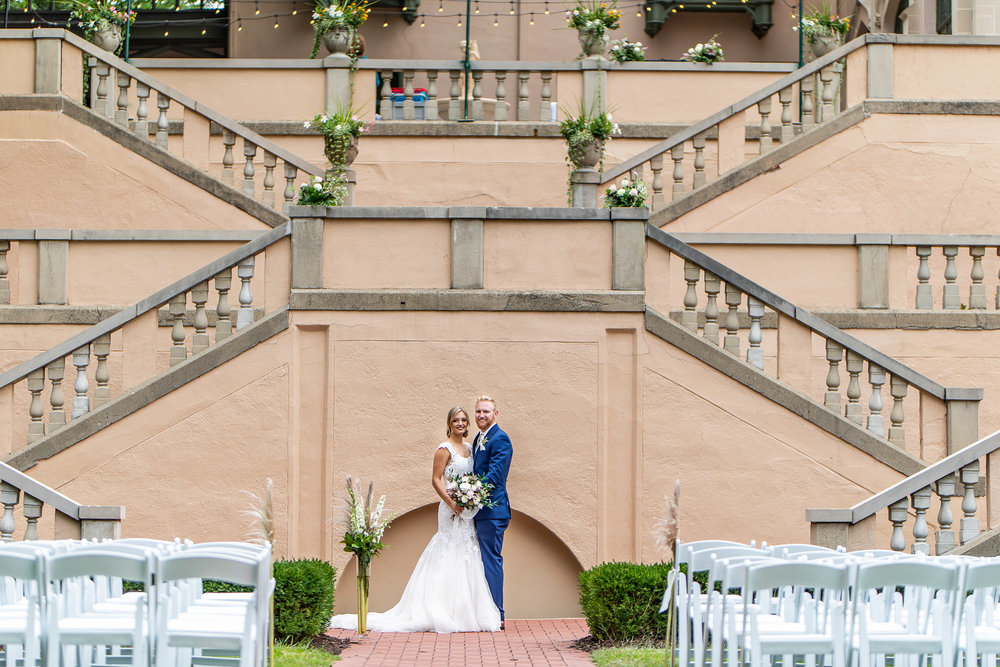 FowlerHouseCeremonyCloseupFlowers.jpg