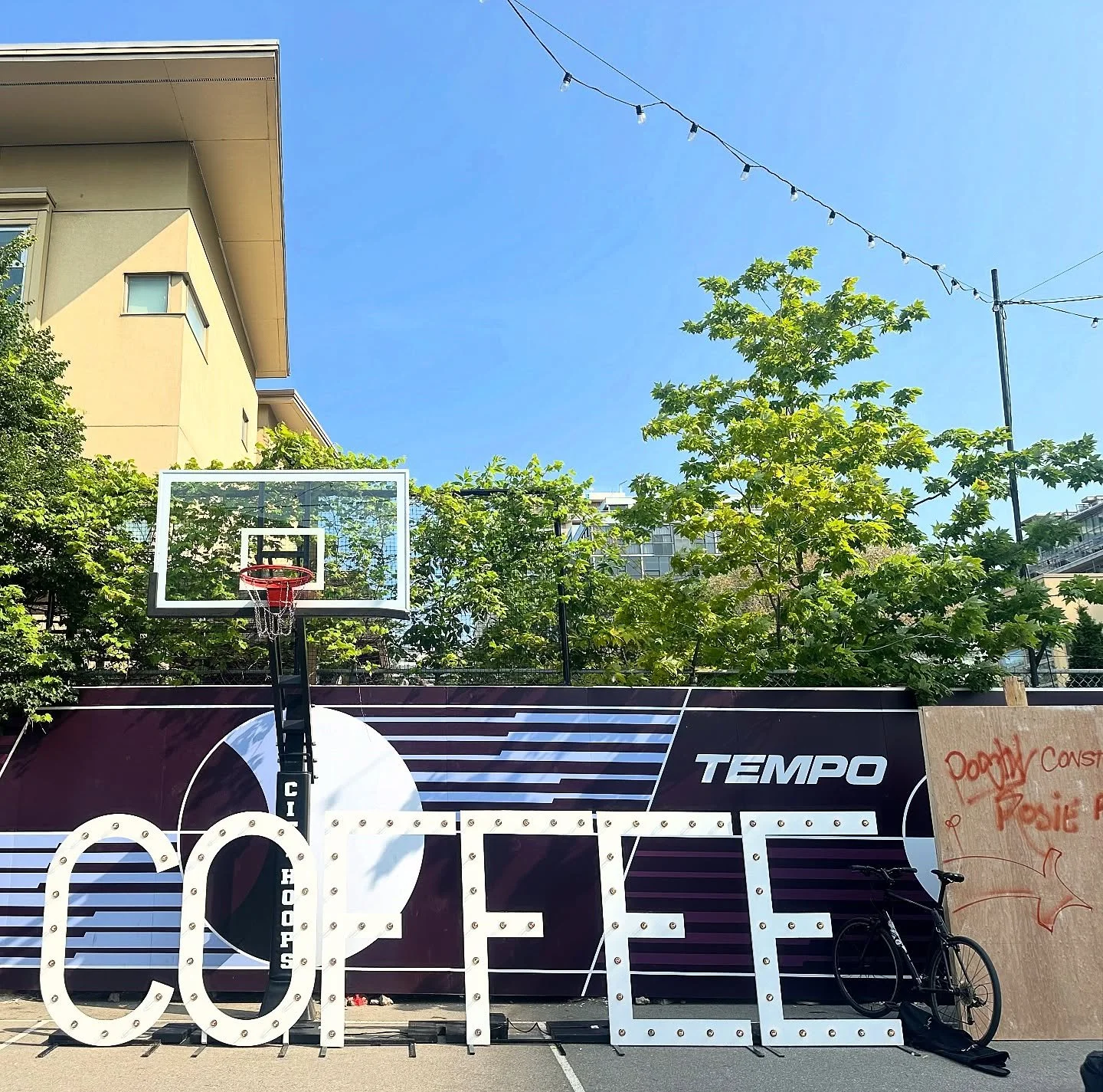 We brewed up some excitement this summer by partnering with our sister company 
@rentnstyleco for the Toronto Coffee Party! 

Looking to impact your next outdoor event or festival in Toronto? Get in touch today and let our 5ft outdoor rated letters c