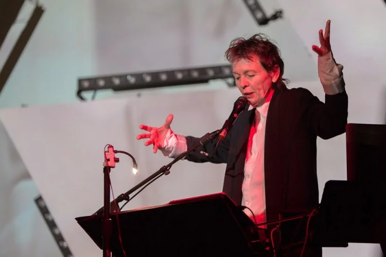 Laurie Anderson by BSaren