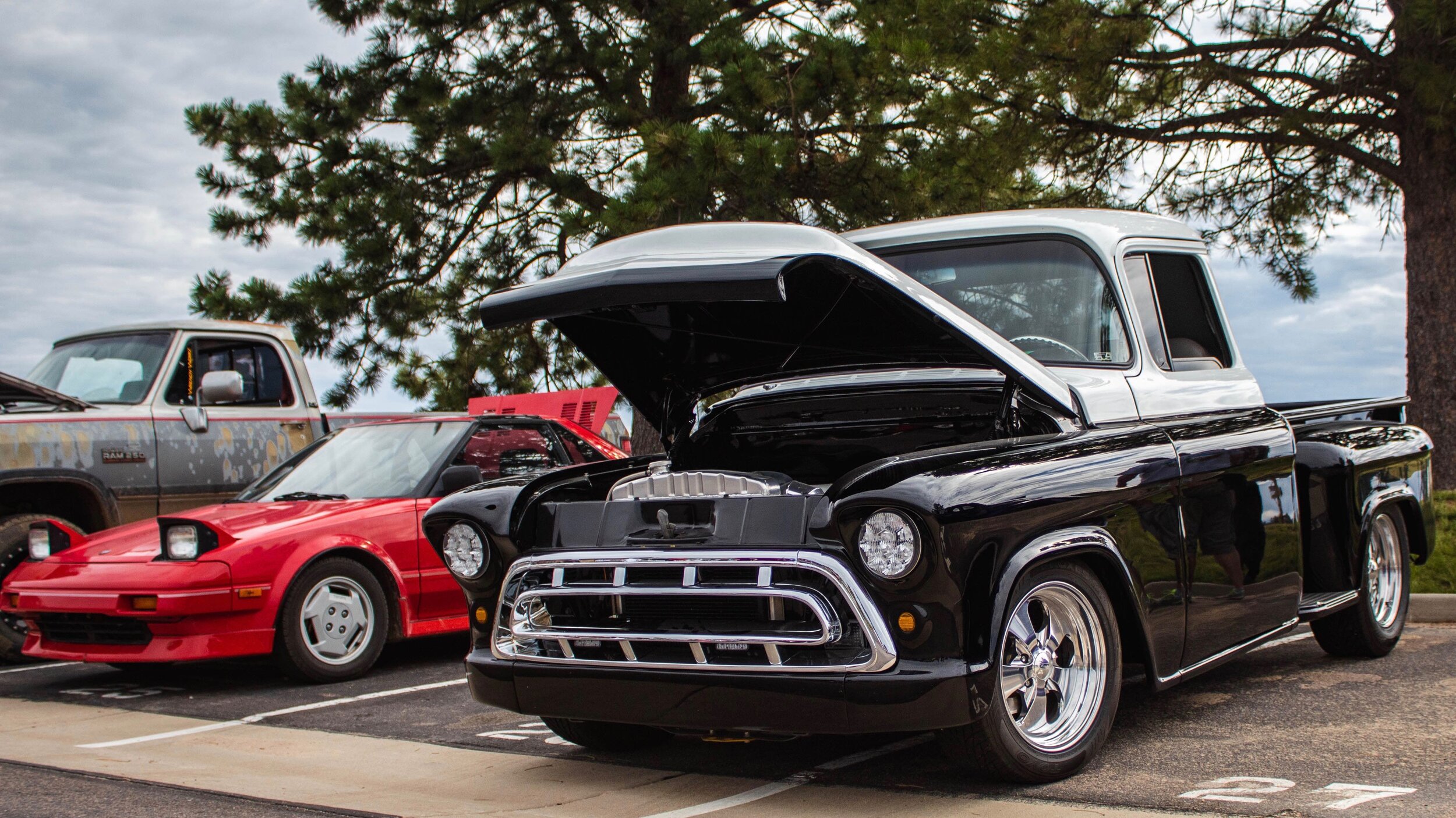 HI-TEST-Motor-Show-2019-Chevrolet-1957-pick-up-1
