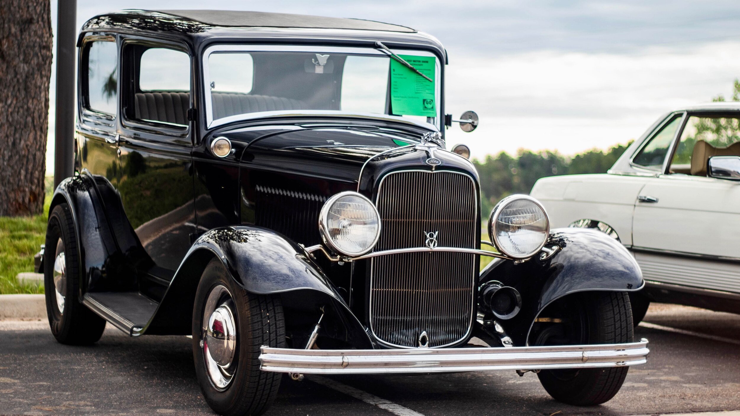 HI-TEST-Motor-Show-2019-Ford-V8-1940-1