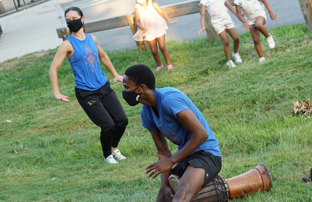 Get a last taste of summer on Thursday evening with @mcedance during his African Workout class. Dance and sweat it out from 6-7pm ET in Danehy Park Cambridge, MA. Limited class numbers to maintain safe social distancing, so grab your spot now! Detail