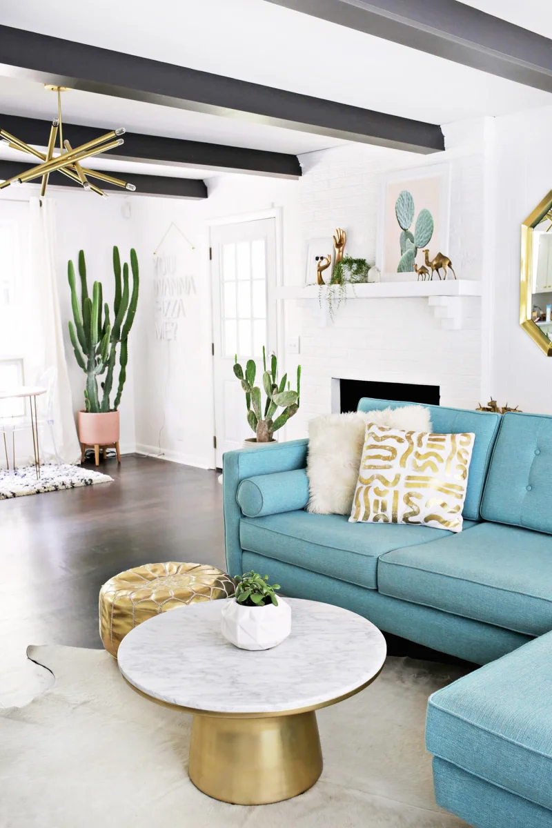 A DESERT CHIC REMODEL