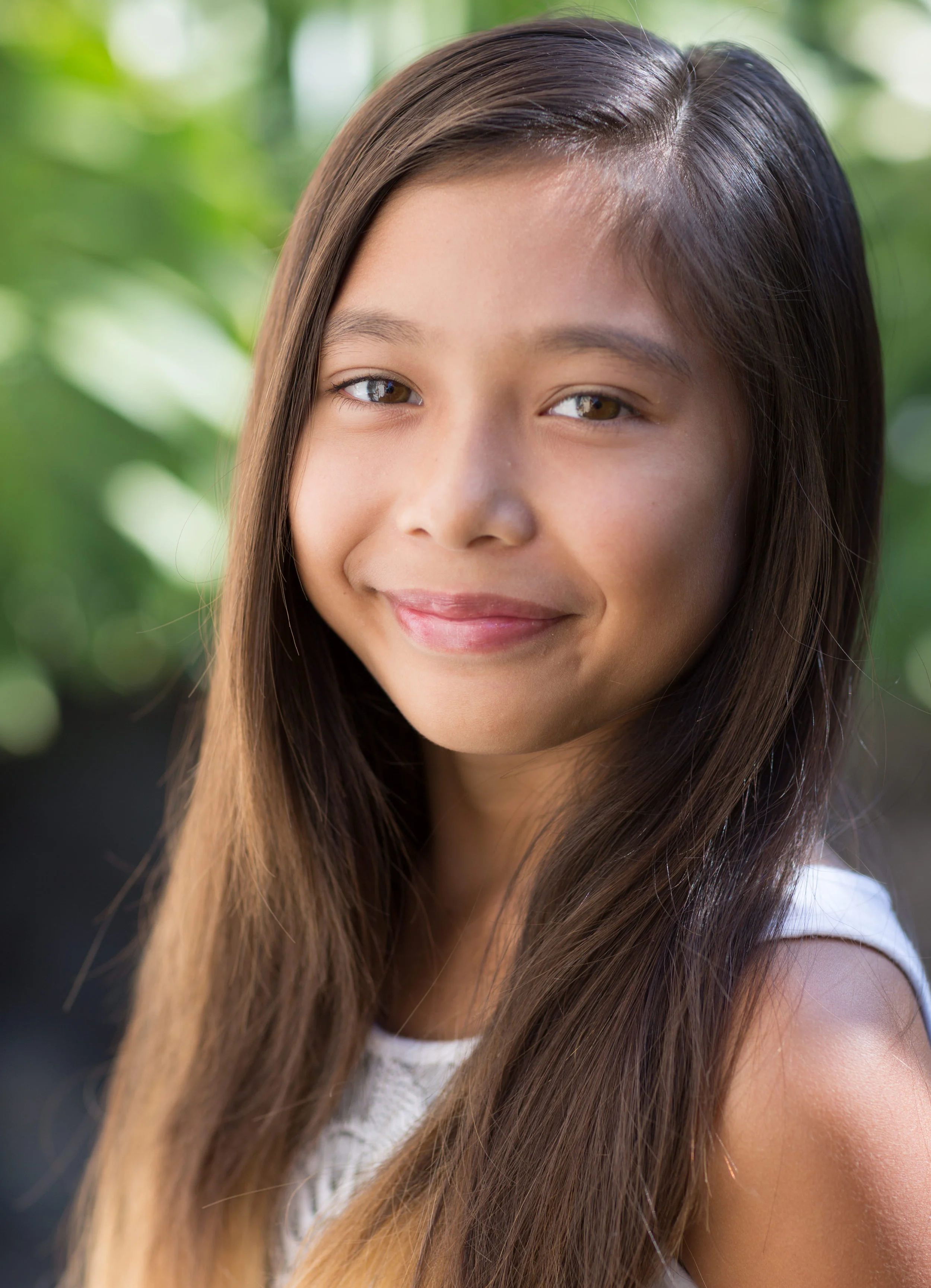LeaHeadshot-8.jpg