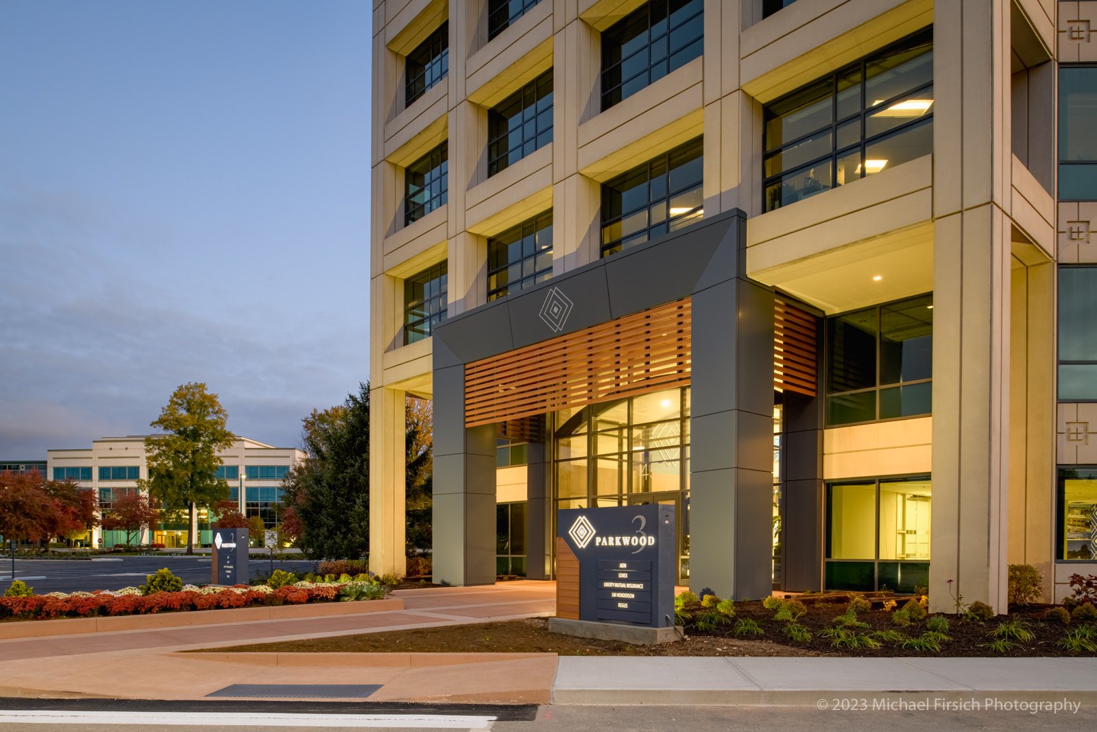 DkGr-Parkwood-4531-HDR-Edit-Edit.jpg