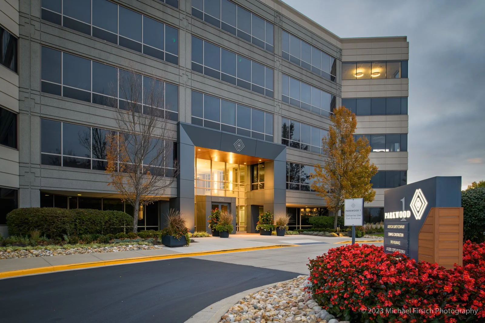 DkGr-Parkwood-4551-HDR-Edit-Edit.jpg
