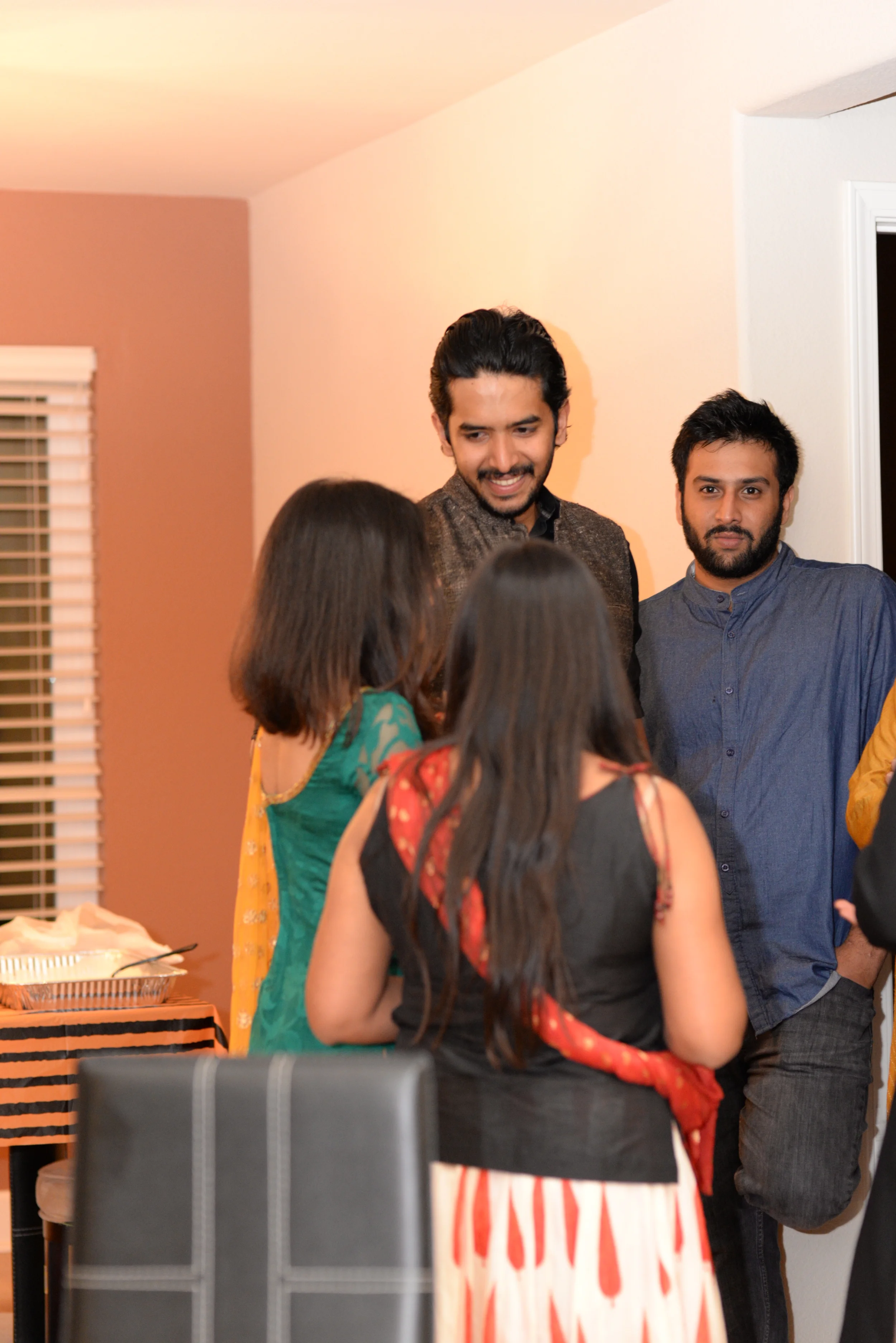 candid-conversation.jpg