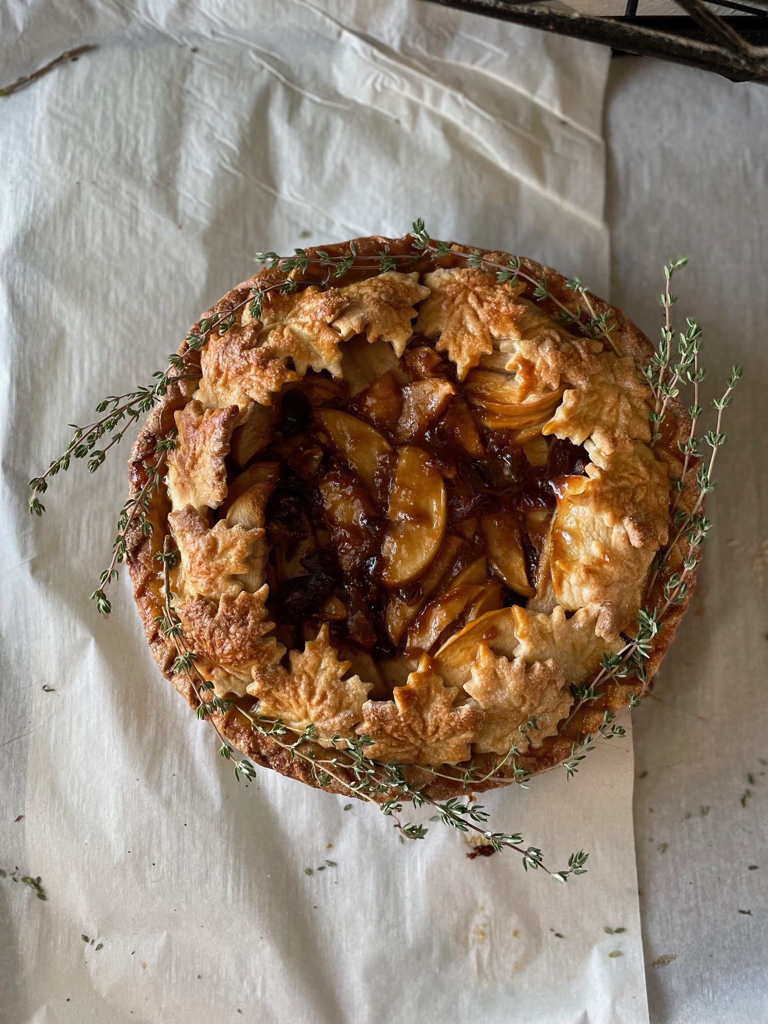 Thyme Apple with Caramel & Date Pie