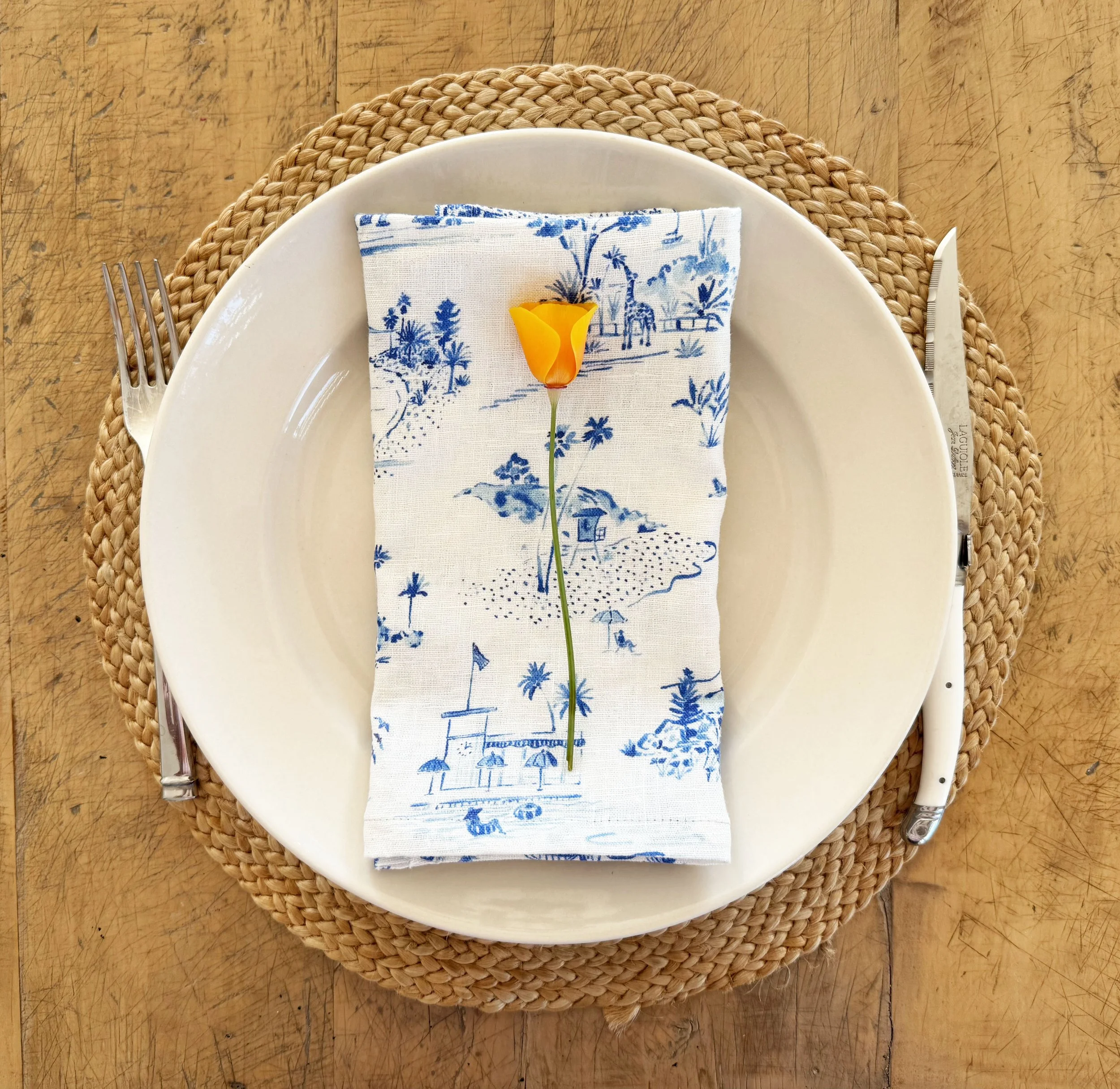 Linen dining shot.jpg