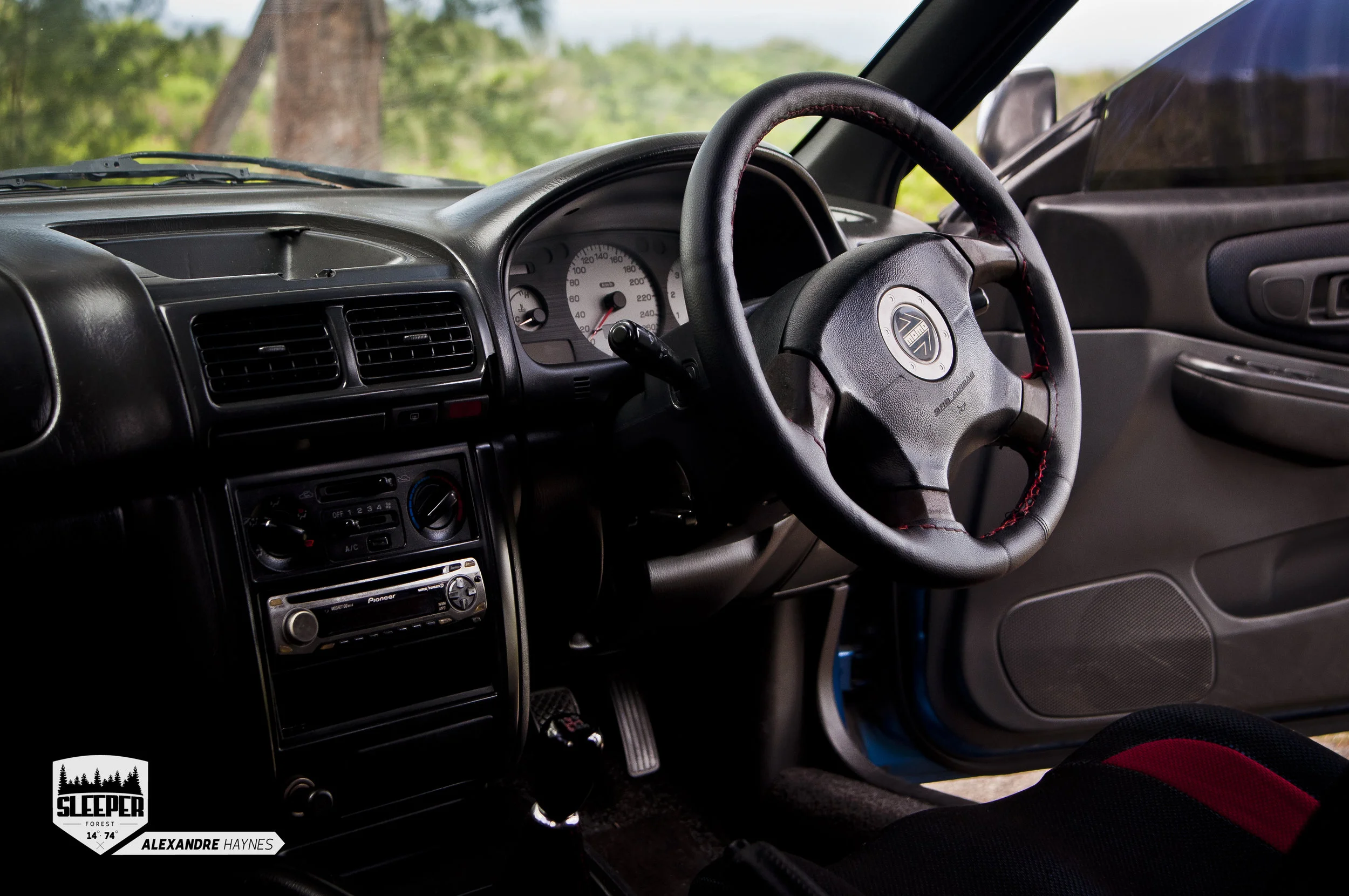 A triple gauge pod in the centre of the dash is planned.