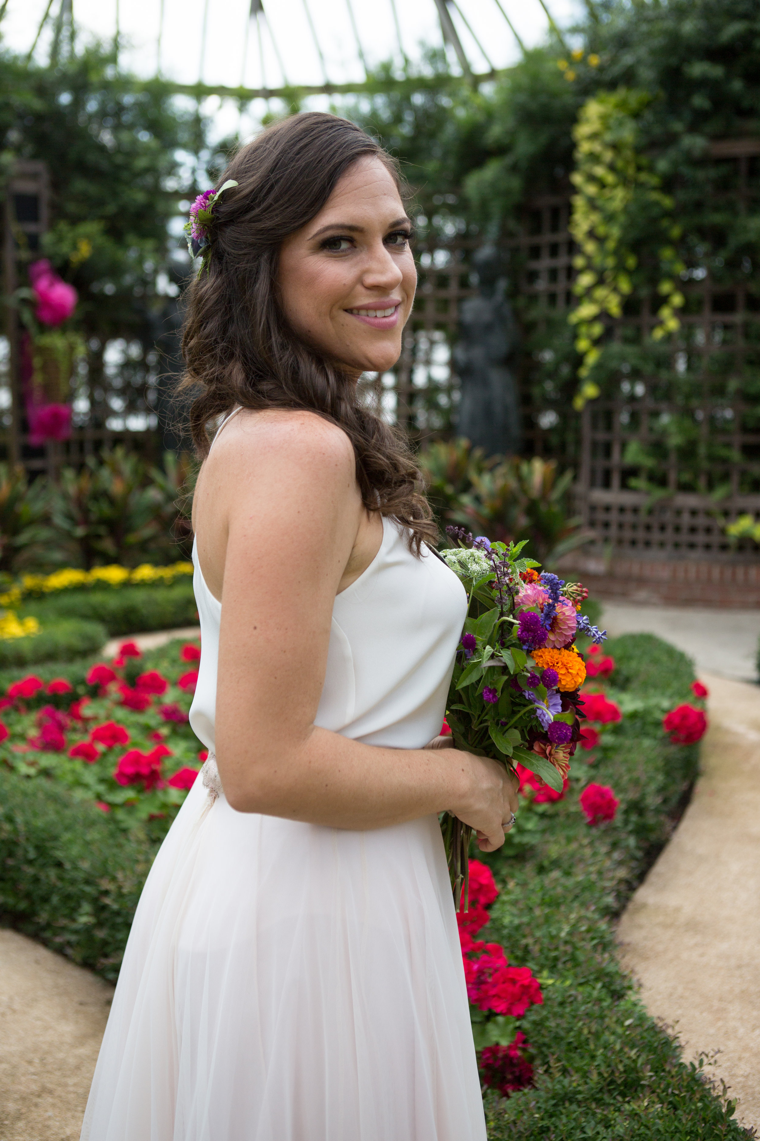 Ashley_Ann_Photography_Pittsburgh_Wedding_Phipps_Conservatory-1-18.jpg