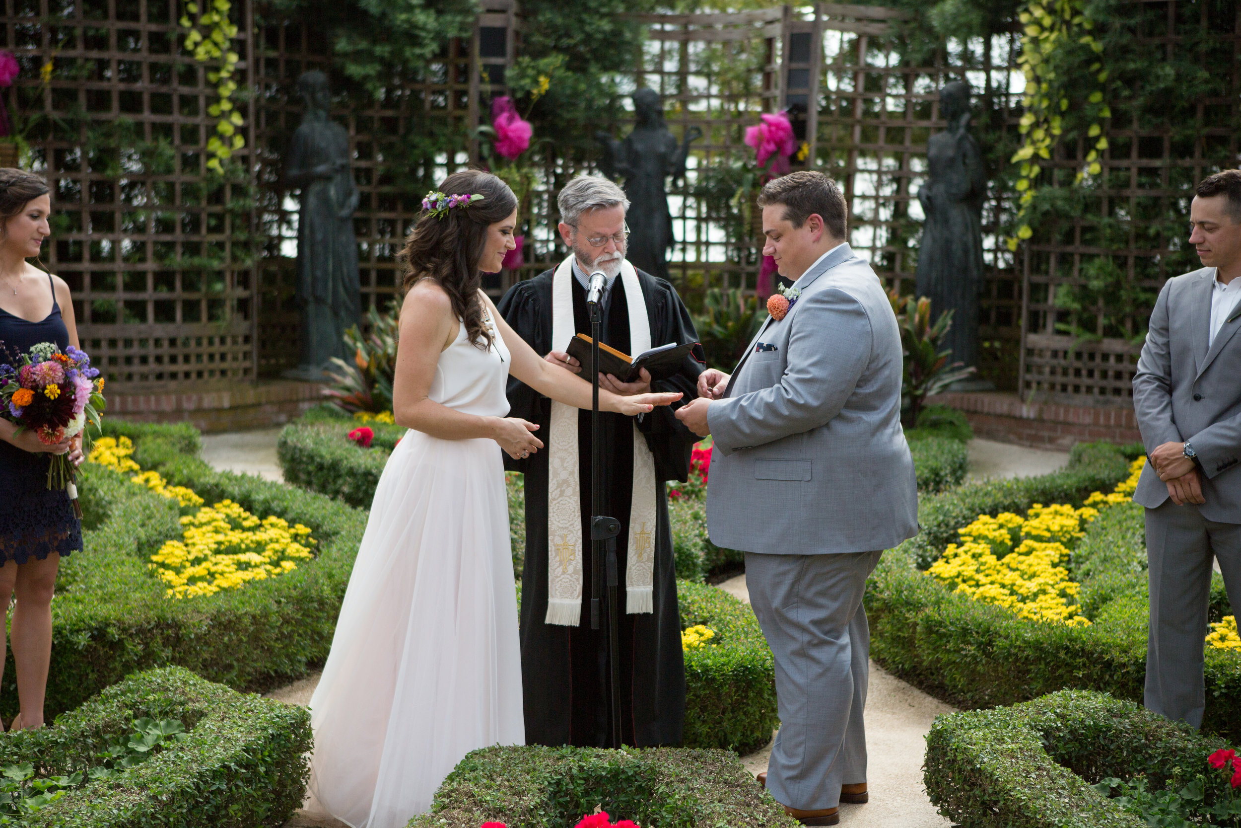 Ashley_Ann_Photography_Pittsburgh_Wedding_Phipps_Conservatory-1-48.jpg