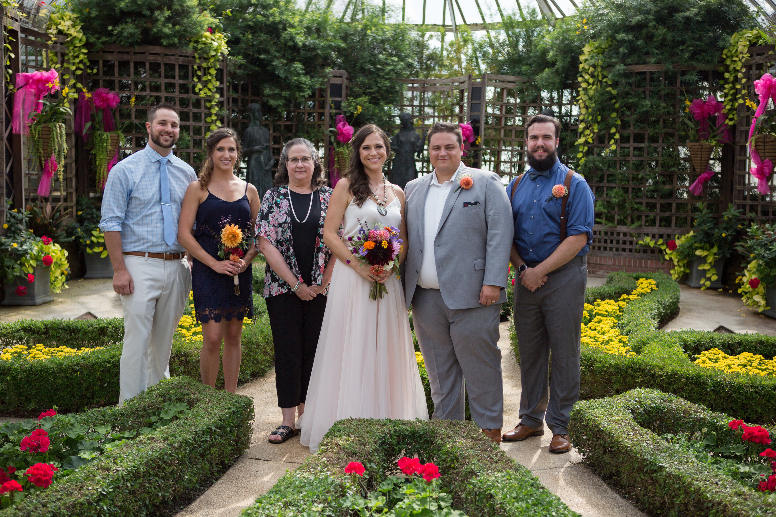 Ashley_Ann_Photography_Pittsburgh_Wedding_Phipps_Conservatory-1-54.jpg