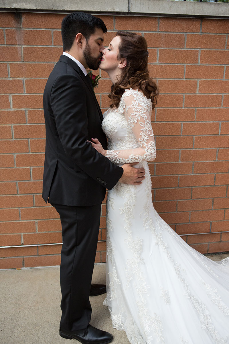 Ashley_Ann_Photography_Bride_Groom_Downtown_Wedding_Pittsburgh-1-314.jpg