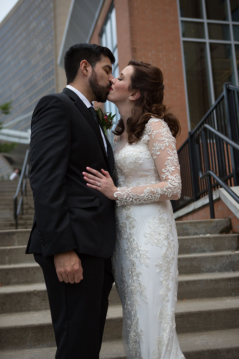 Ashley_Ann_Photography_Bride_Groom_Downtown_Wedding_Pittsburgh-1-327.jpg