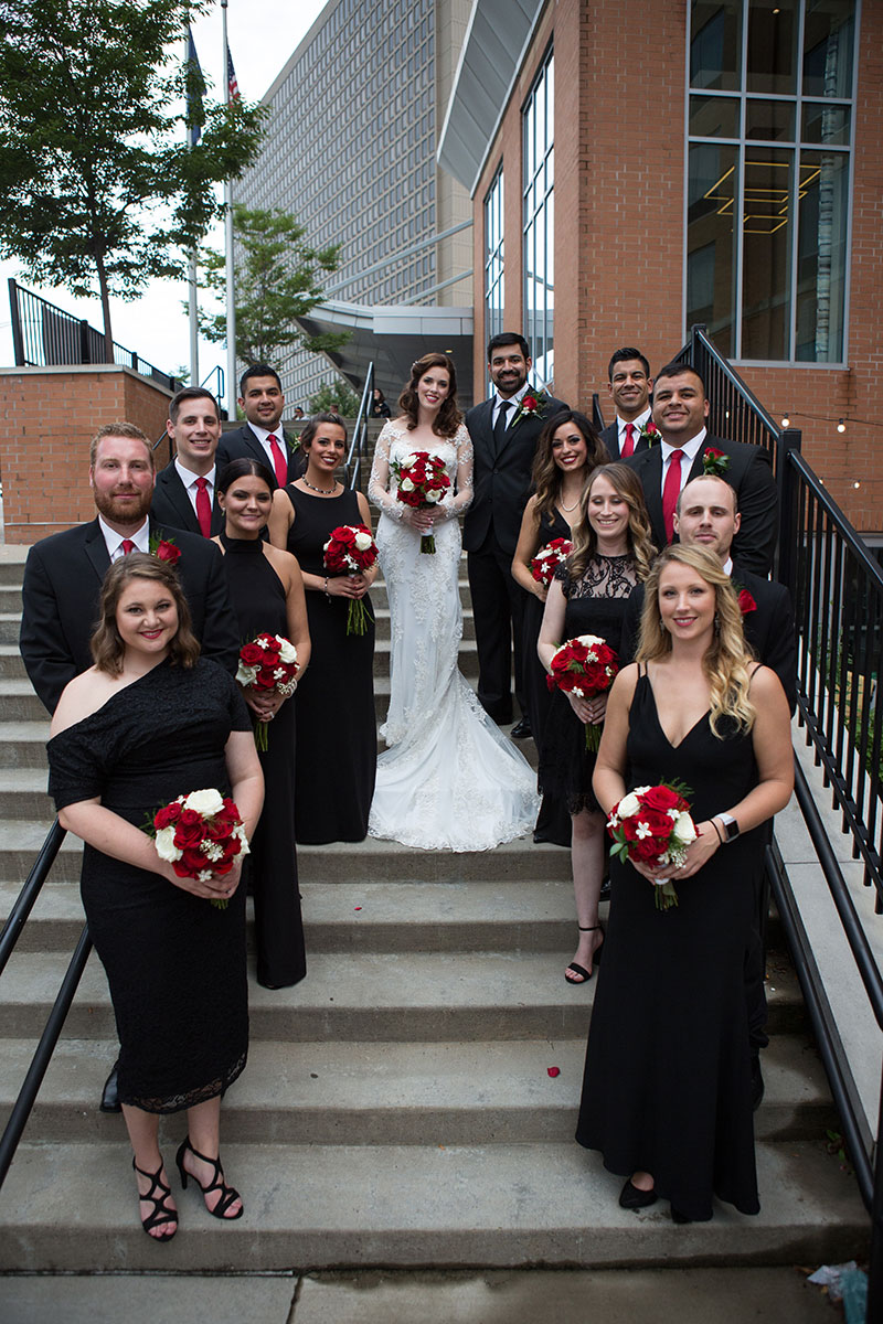 Ashley_Ann_Photography_Downtown_Bridal_Party_Wedding_Pittsburgh-1-265.jpg