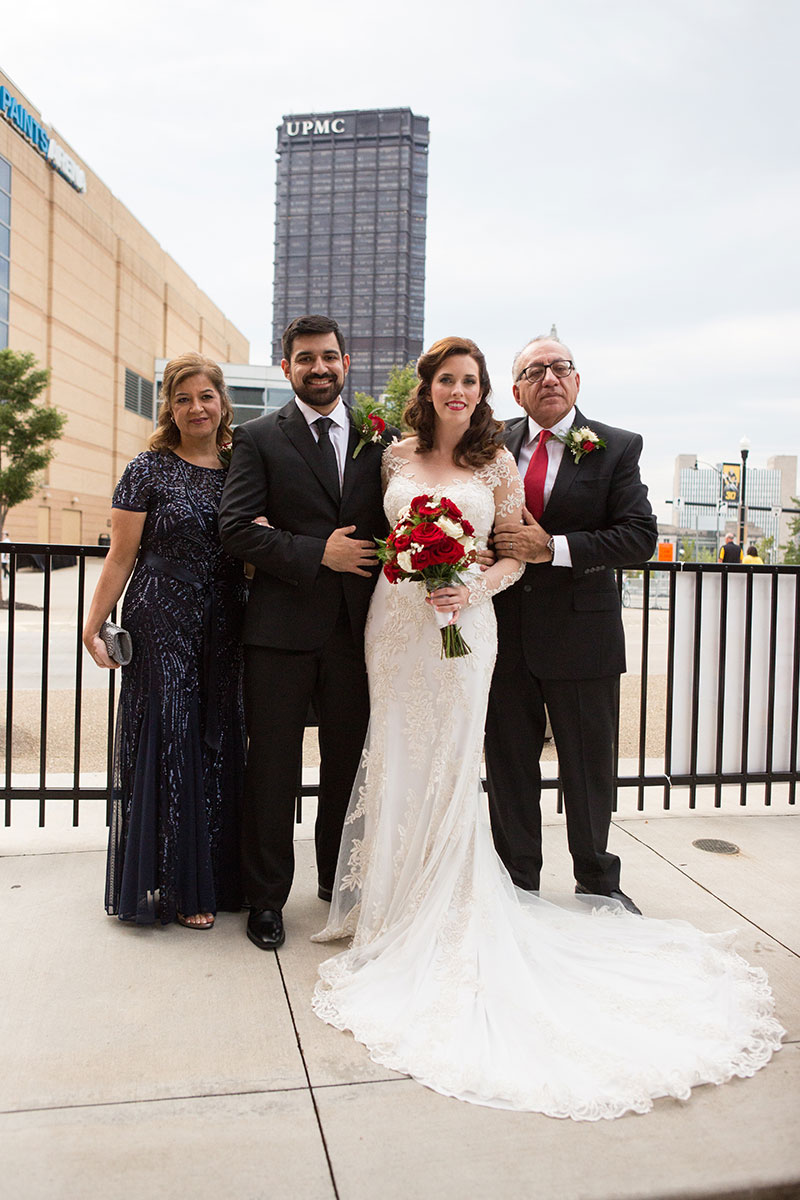 Ashley_Ann_Photography_Downtown_Bridal_Wedding_Pittsburgh-1-242.jpg