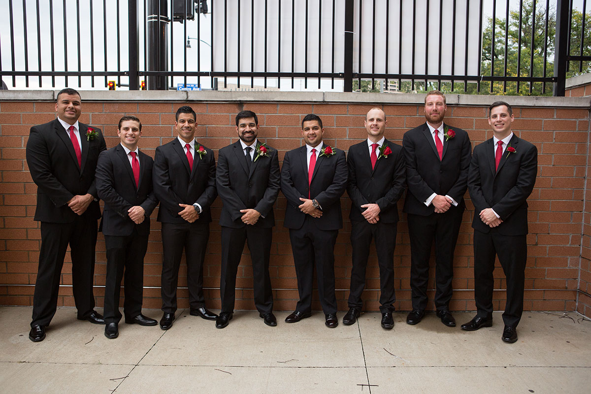 Ashley_Ann_Photography_Groom_Downtown_Wedding_Pittsburgh-1-280.jpg