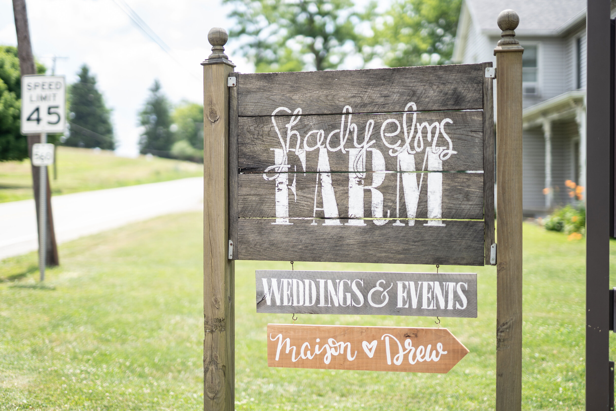 Shady_Elm_Farms_Wedding_Ashley_Ann_Photography_18.jpg