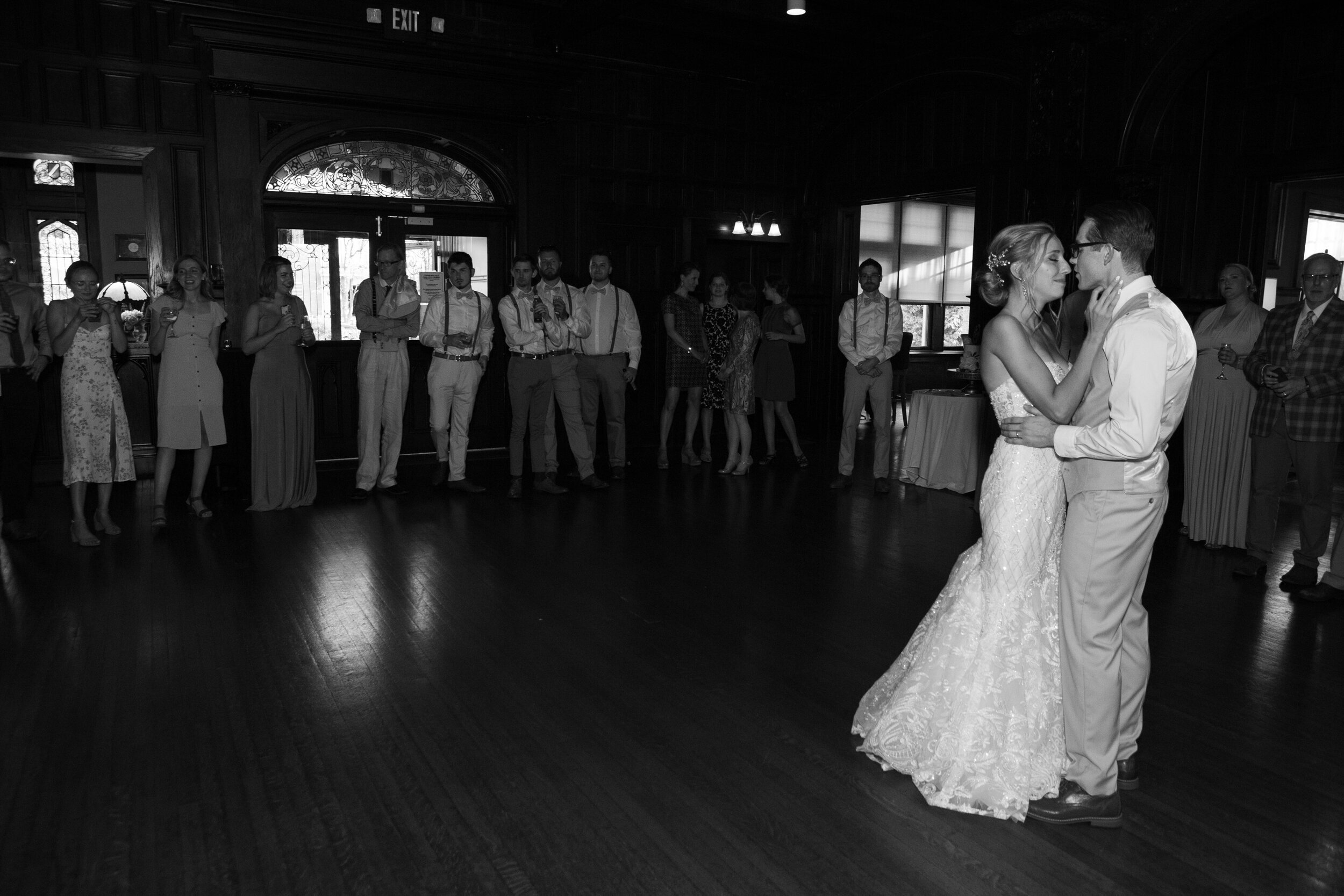 Ashley_Ann_Photography_Mansions_On_Fifth_Wedding-1-133.jpg