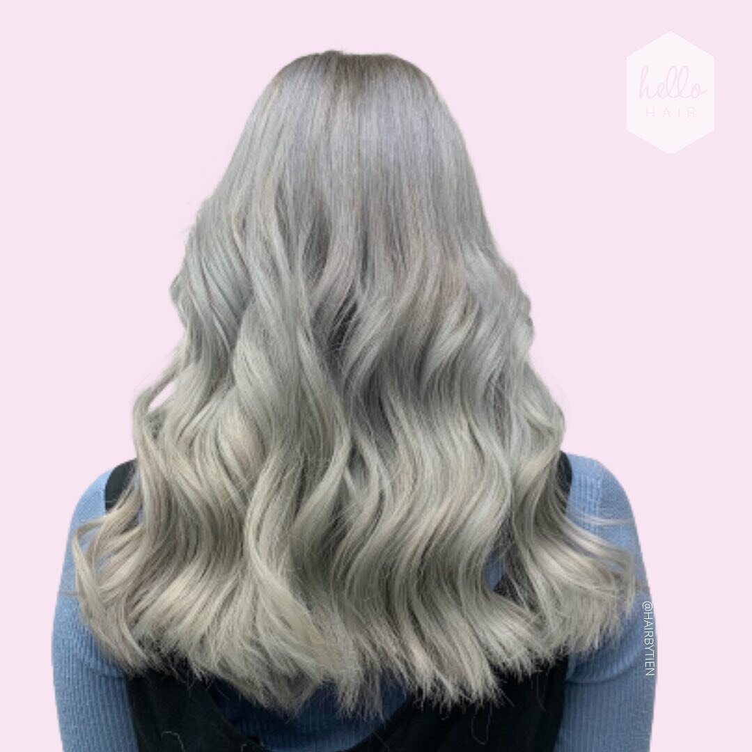 🤍Silver Tranformation🤍 See the before 😱

&bull;
&bull;
&bull;
&bull;
Hair care products and kits available on my online shop, link in bio or business shop🛍
➡️https://hairbytien.square.site
➡️www.hhstudio.ca/