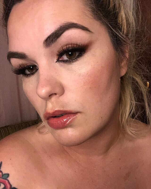 Hi wow I have only been doing my own makeup for the past 2 months. Not that I was good about posting it before but I&rsquo;ve definitely become re-inspired to try new looks out. This was inspired by @rawbeautykristi&rsquo;s tutorial on the Stacey IG 