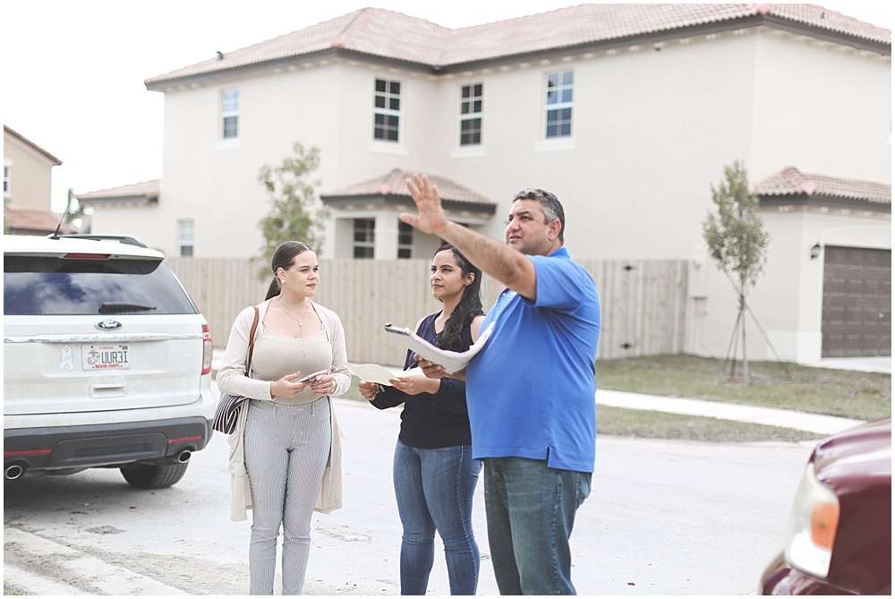 Nikki the realtor/owner of blog We Love the Home was ready to begin the first part of her day, the inspection! With the future home owner and inspector.