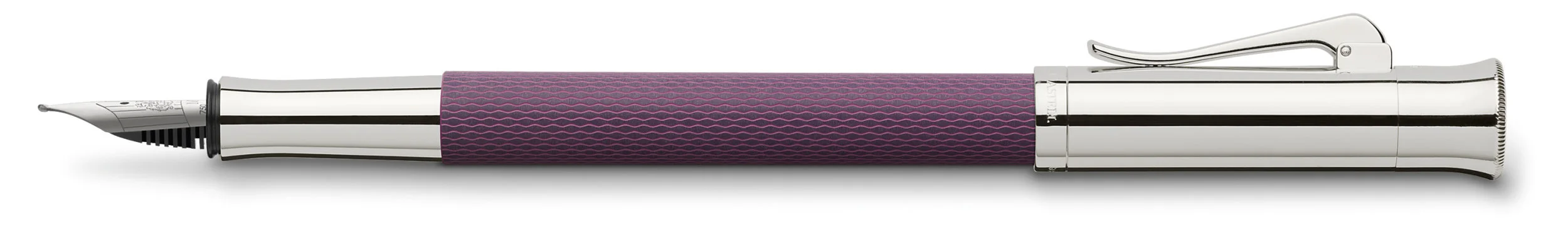 145260_Fountain pen Guilloche Violet Blue Medium_High Res_36011.jpg
