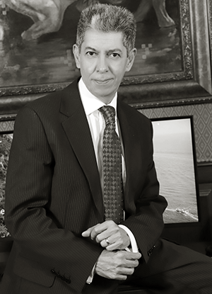 José Miguel Villeda, Associate