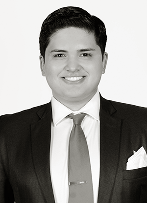 Leonel Contreras Espinal, Associate.