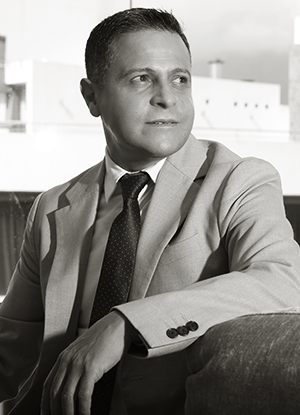 Esteban Silva Vargas, Associate