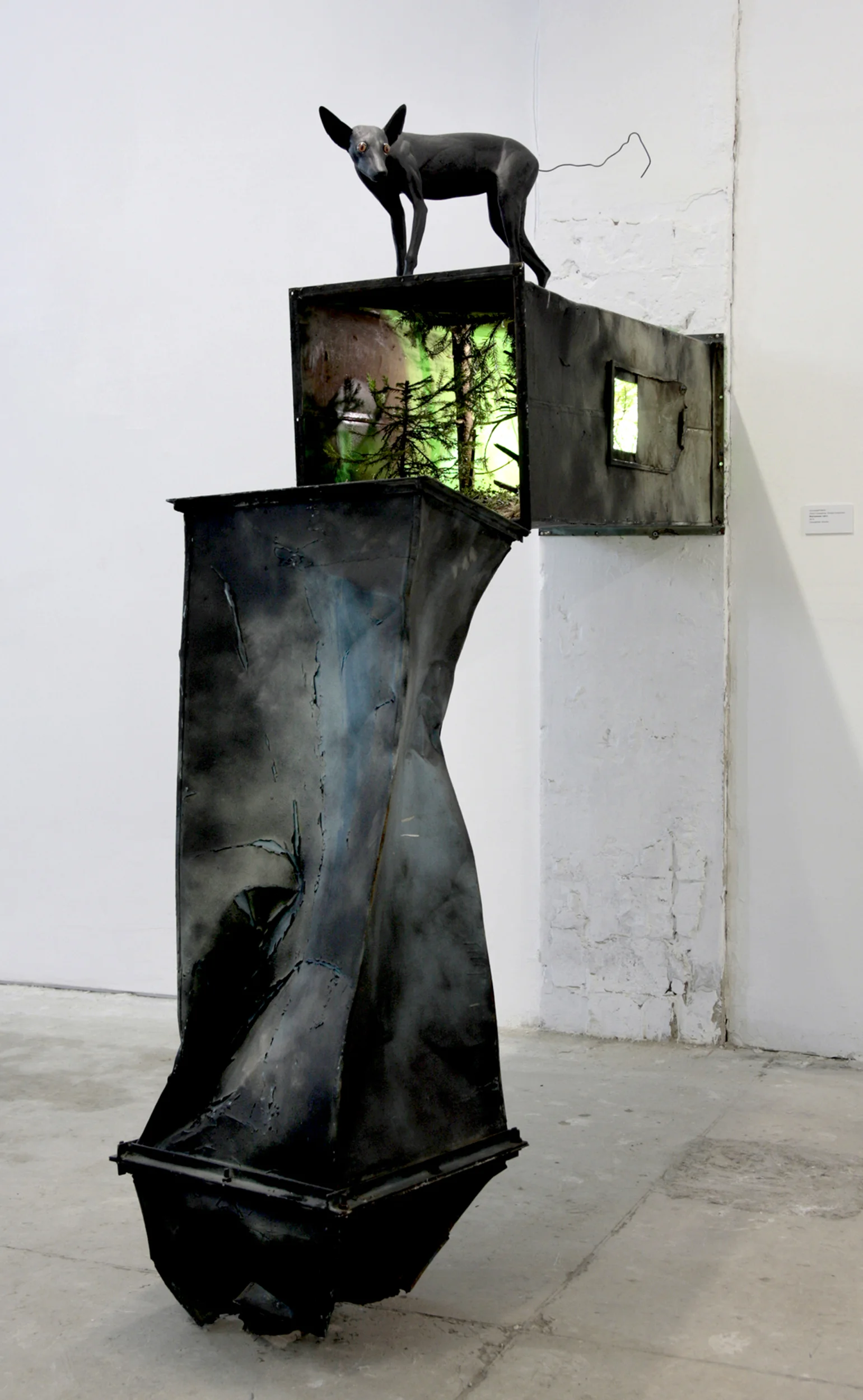   Inner taiga / внутренняя тайга &nbsp;&nbsp;&nbsp;&nbsp; 2013, used ventilation tube, spruce trunk, needles, moss, taxidermy mannequin, 180x45x200cm 