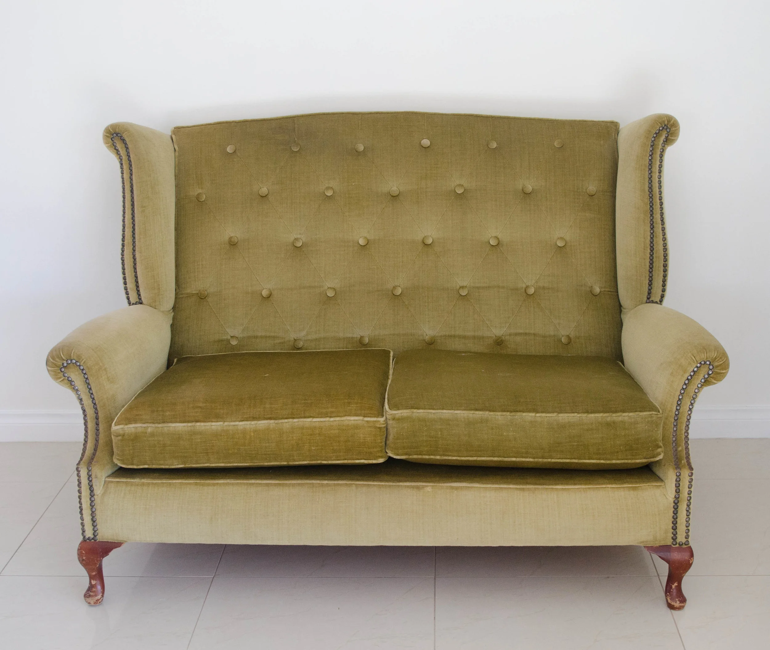 Marley Green Lounge $90.00 + GST (3-DAY HIRE) QUANTITY: 1