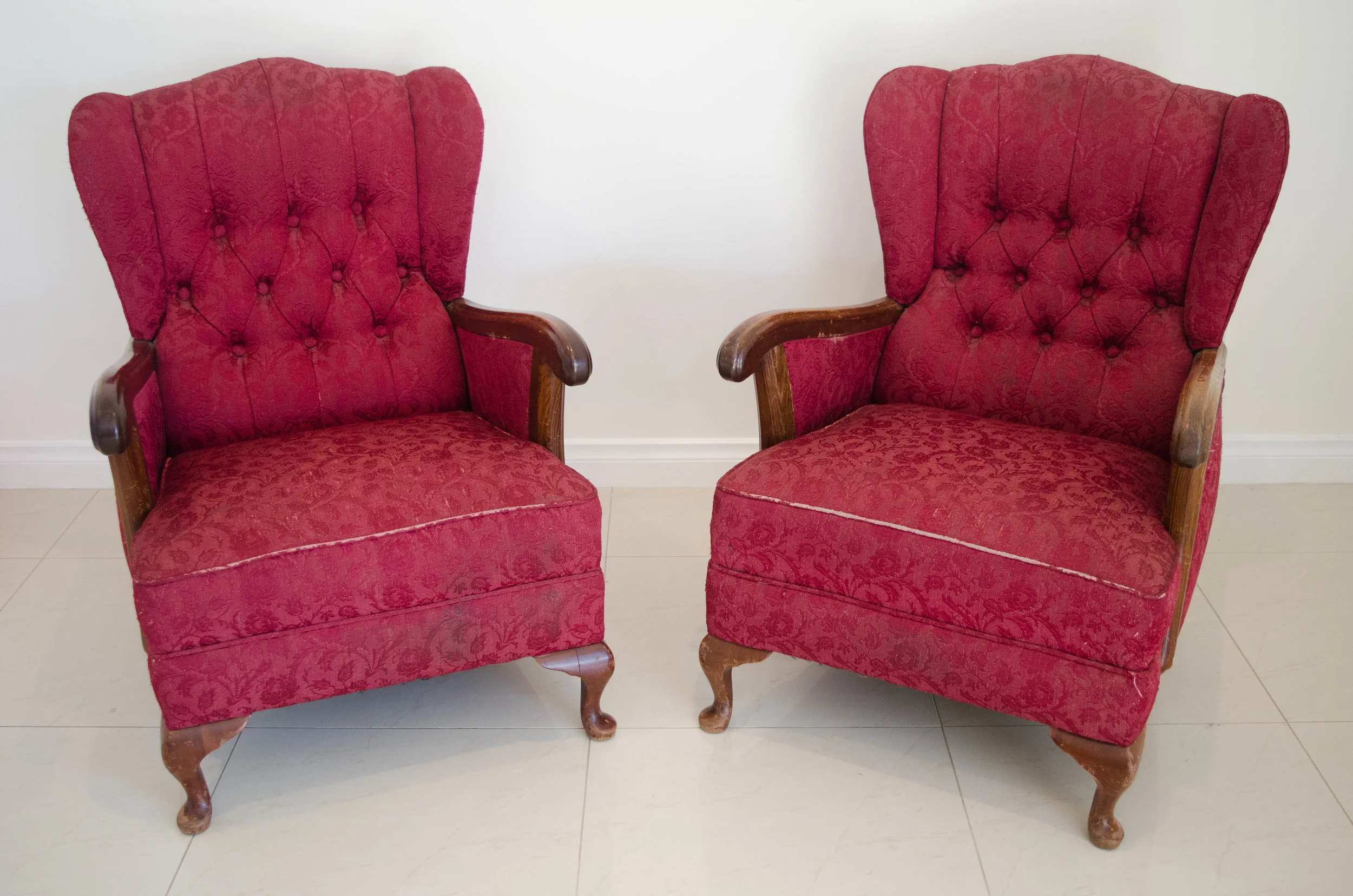 Juliet Seat Red $50.00 + GST (3-DAY HIRE) EACH QUANTITY: 2
