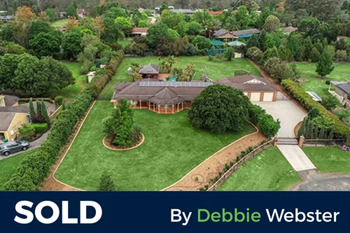 11 RITCHE ROAD SILVERDALE SOLD IN LESS THAN 2 WEEKS! Bedrooms 5 | Bathrooms 3 | Car Spaces 3 HOUSE SOLD - $1,330,000