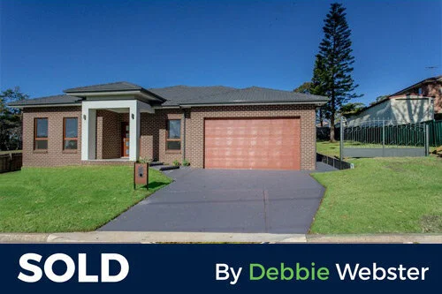   4 RIDGEHAVEN RD, SILVERDALE   HOUSE  Bedrooms 4 | Bathrooms 2 | Car Space 4   SOLD  