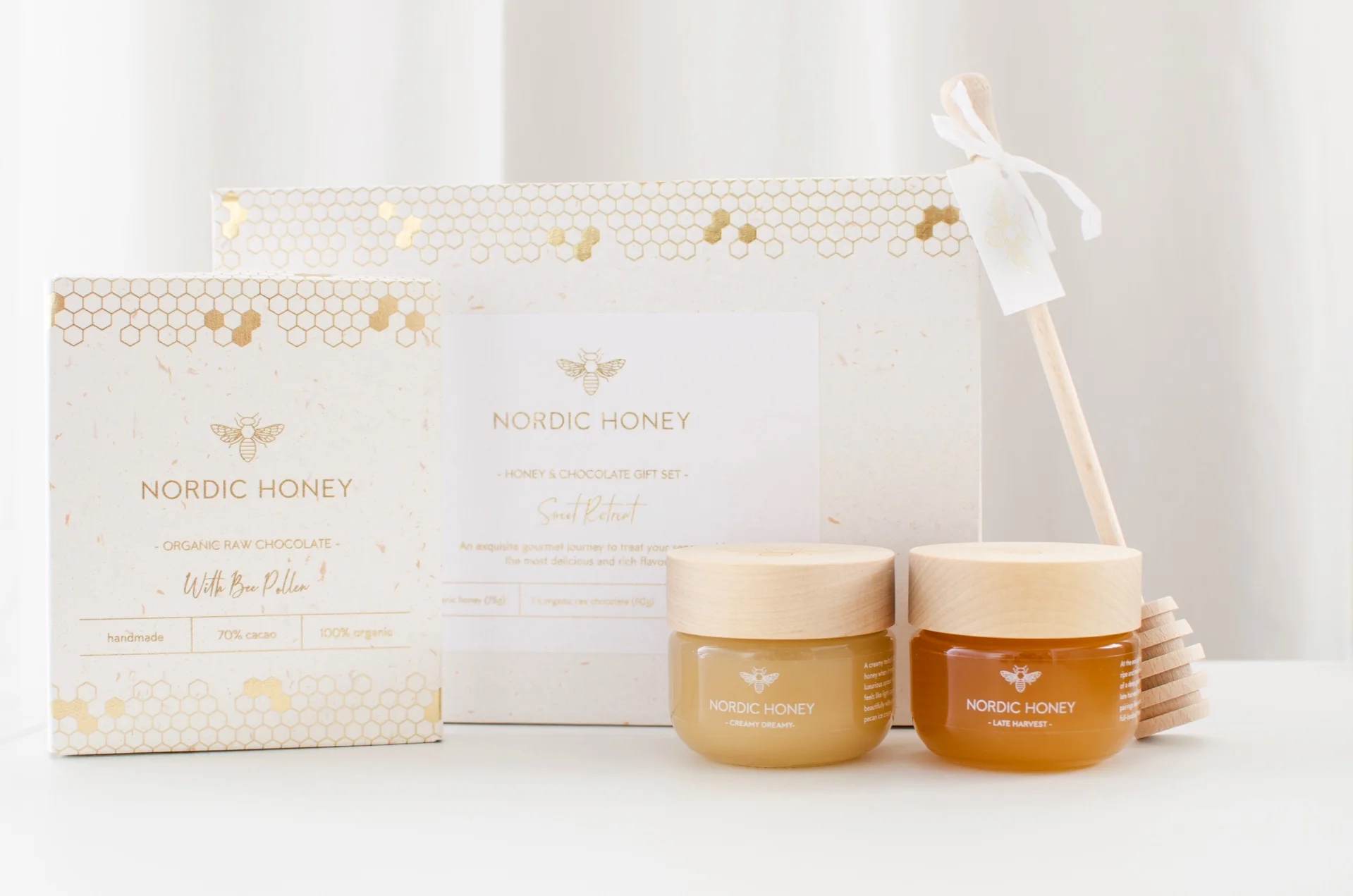 Nordic Honey_Gourmet Gift Set_Organic Honey_Organic Raw Chocolate_Wooden Cap
