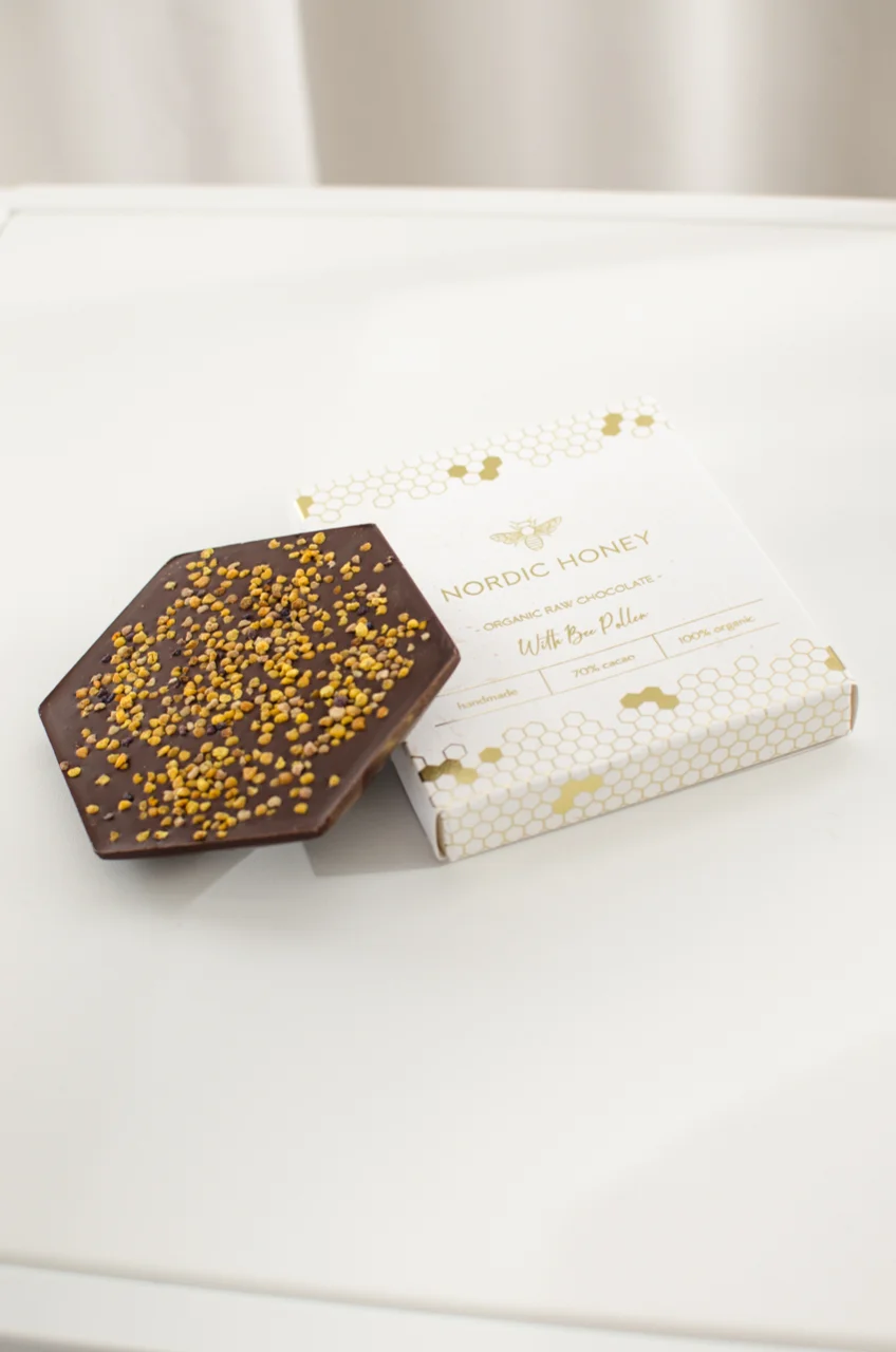 Nordic Honey_Health Benefits of Bee Pollen_Organic Raw Chocolate with Bee Pollen_5.jpg