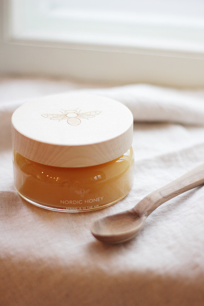 Nordic Honey_Organic Raw Honey_Wooden Caps_Gourmet Gifts_2.jpg